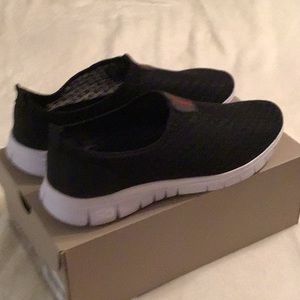 Shoes like new in black